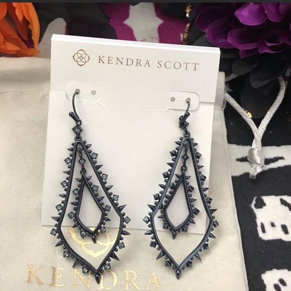 Kendra Scott Jewelry - KENDRA SCOTT NAVY ALICE